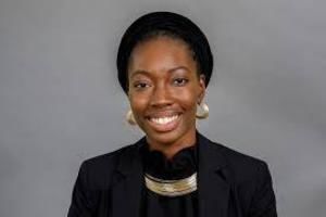 Meet your Posher, Monique